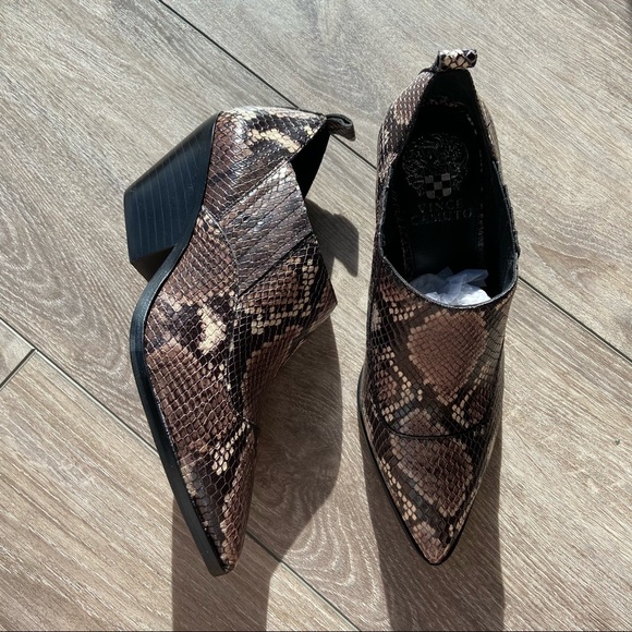 NWT Vince Camuto Jetera Bootie - Picture 1 of 12